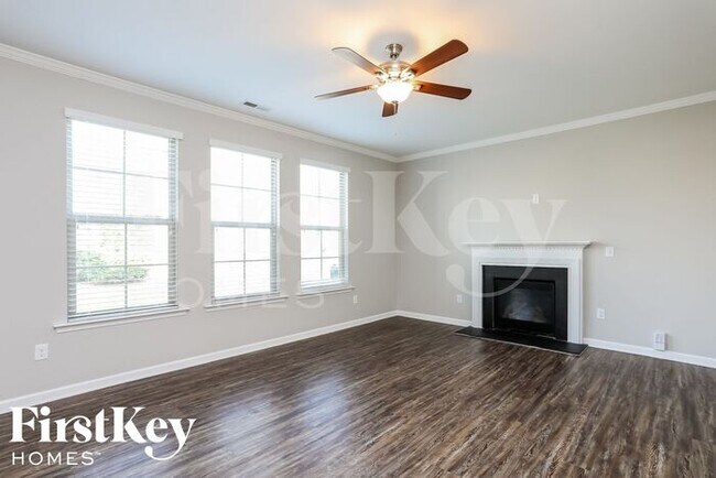 Building Photo - 3636 Landshire View Lane