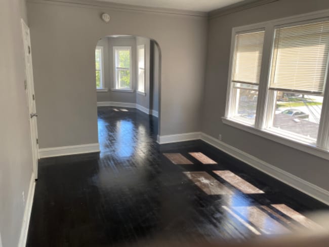 Photo - 10600 S Prairie Ave Apartment