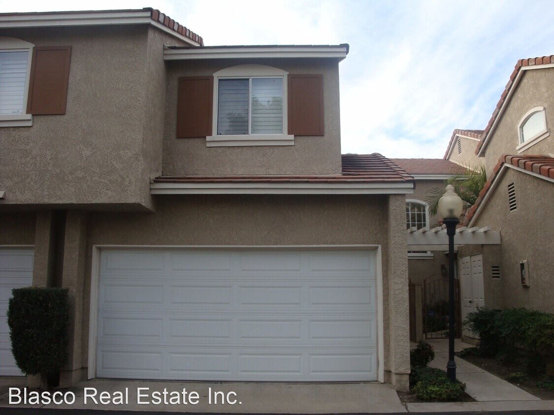 3 br, 2.5 bath House - 7691 Haven Ave #C - 3 br, 2.5 bath House - 7691 Haven  Ave #C