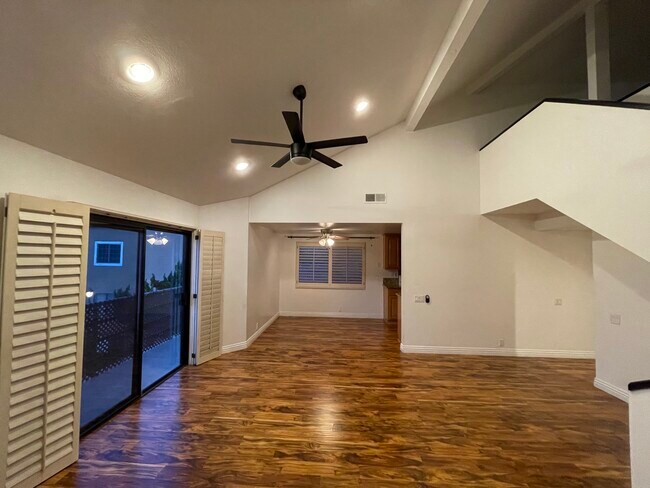 Foto del edificio - 305 Coral Reef Dr