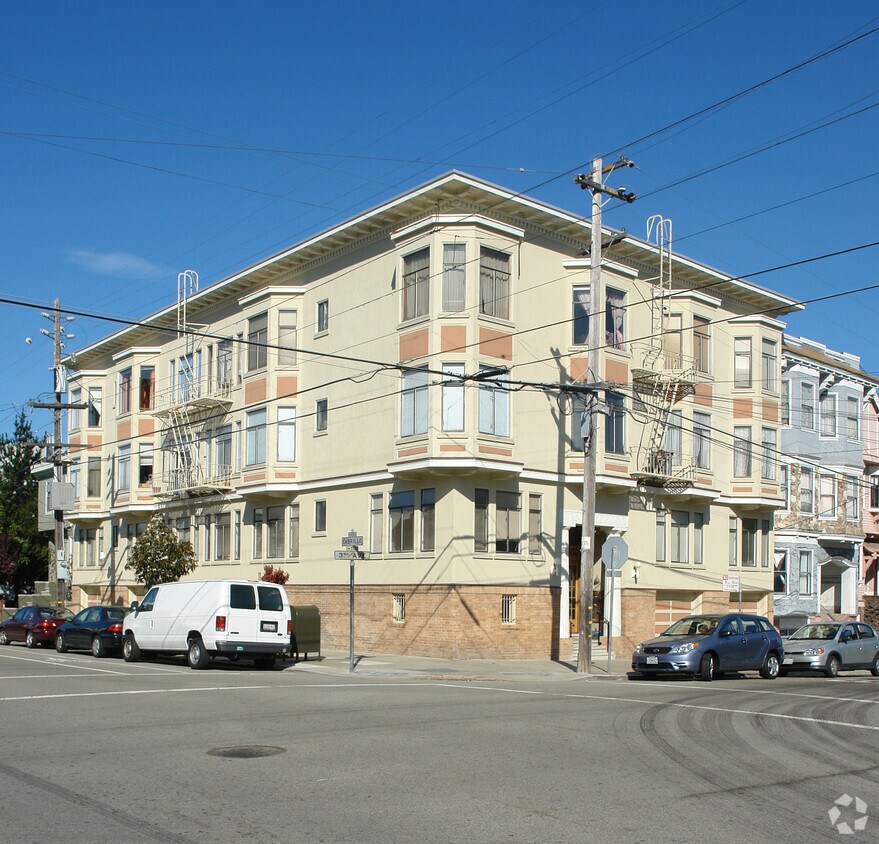 Primary Photo - 695 3rd St