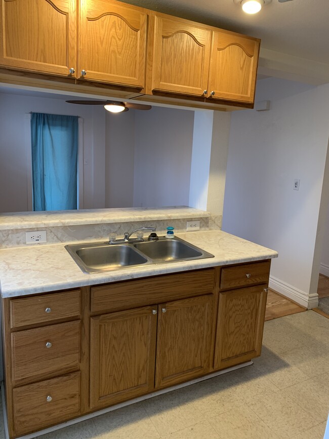 Kitchen leading to livingroom - 1039 Grand Ave