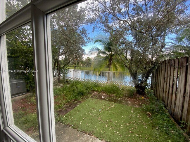 Building Photo - 8455 SW 165th Pl