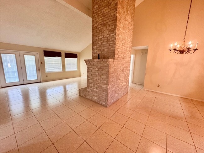 Building Photo - 3423 Pecan Point Dr