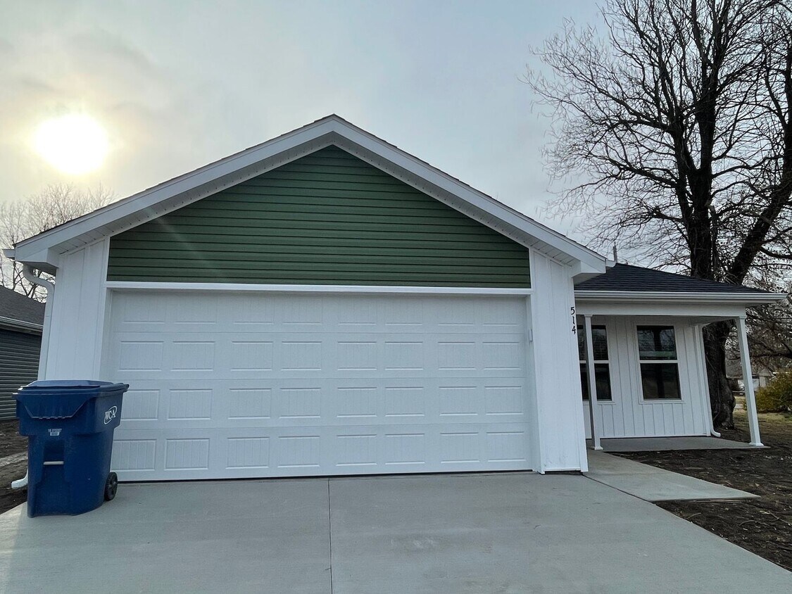 Brand New 3BR/2BA Home on Main St in b House Rental in b