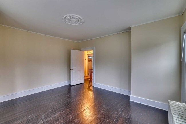 Building Photo - 43 S Remsen Ave
