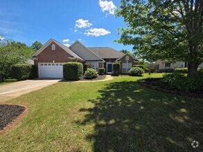 Building Photo - 210 Kingsley Park Dr