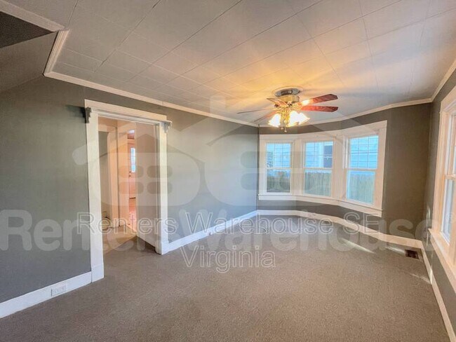 Building Photo - 9022 Chesapeake Blvd