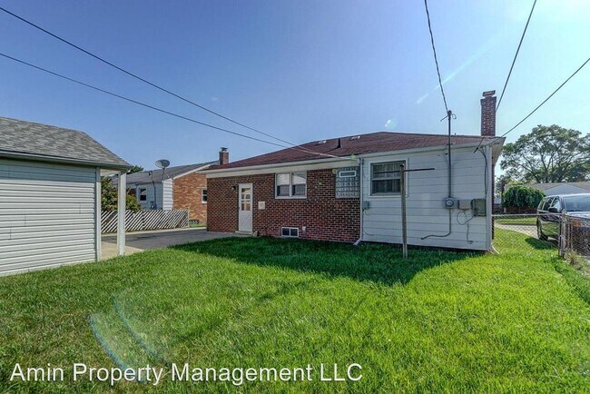 Building Photo - 3 br, 1.5 bath House - 28603 Hollywood