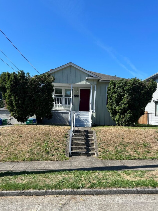 Primary Photo - 3 Bedroom, 2 Bathroom Ballard Home with Ne...