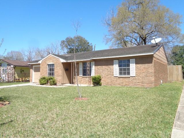 Foto del edificio - 4002 Cloverbrook Dr