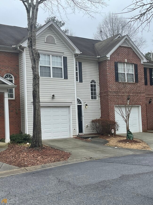 Building Photo - 843 Rozie Way