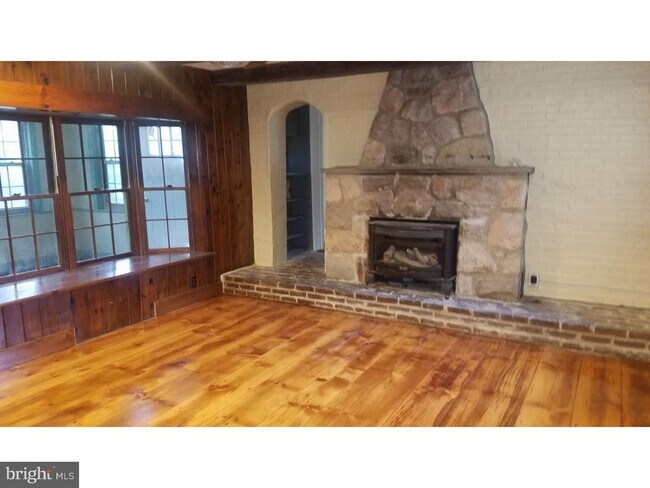 Foto del edificio - 1371 Old Airport Rd