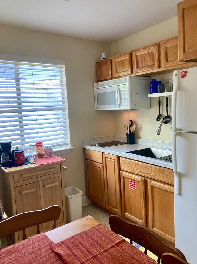 Foto del edificio - 1678 Beach Blvd