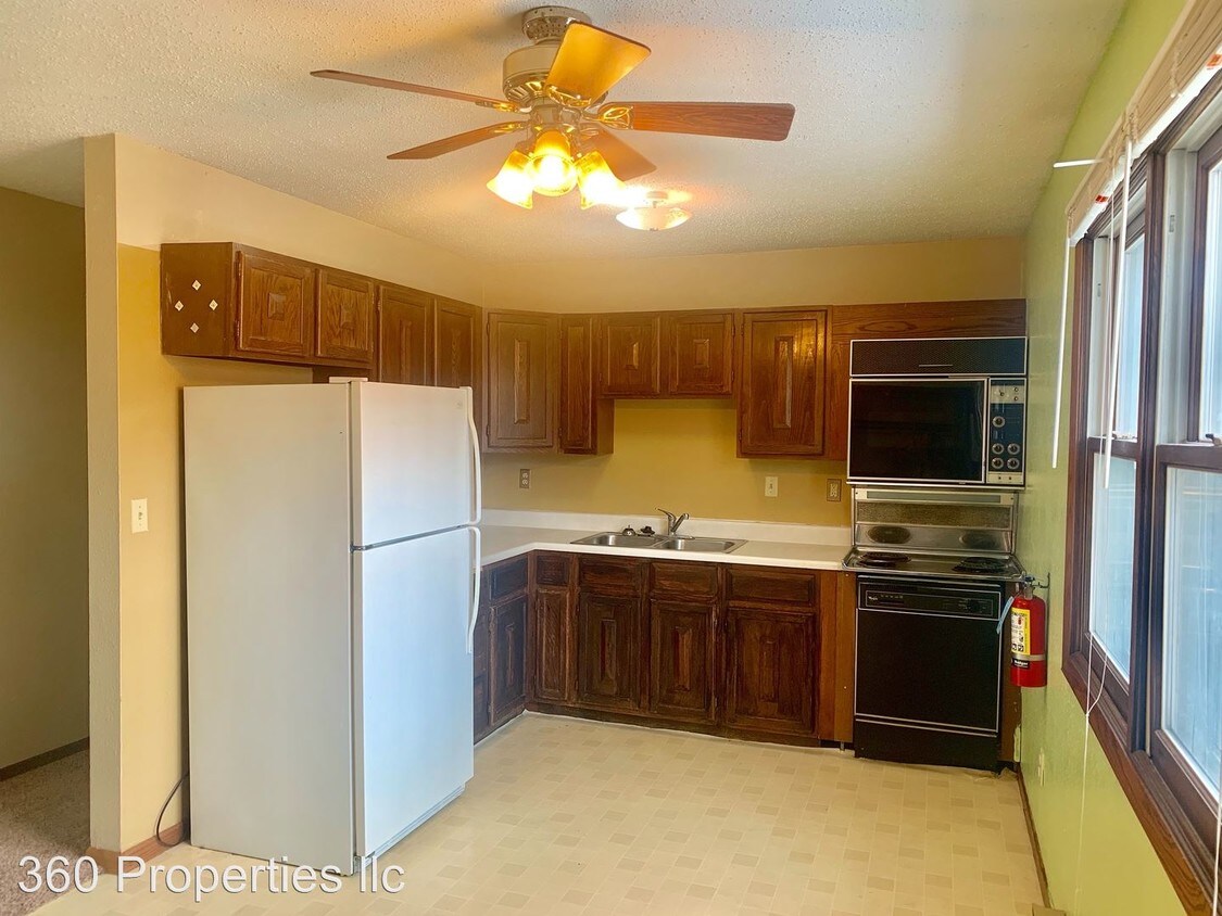 Foto principal - 220 6th St S