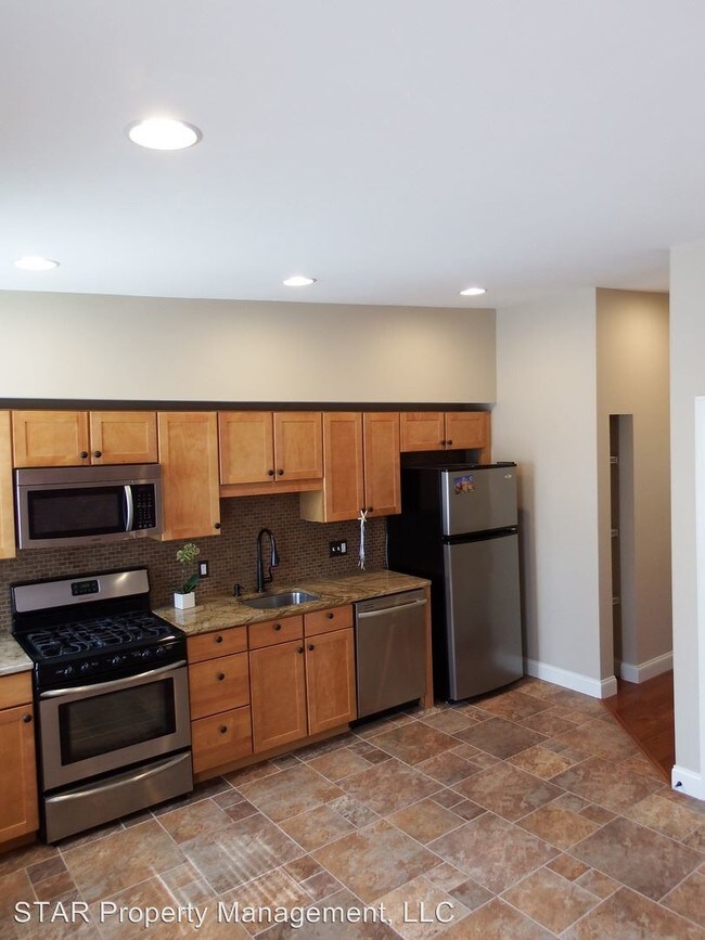 Foto del edificio - 2735 N Calvert St