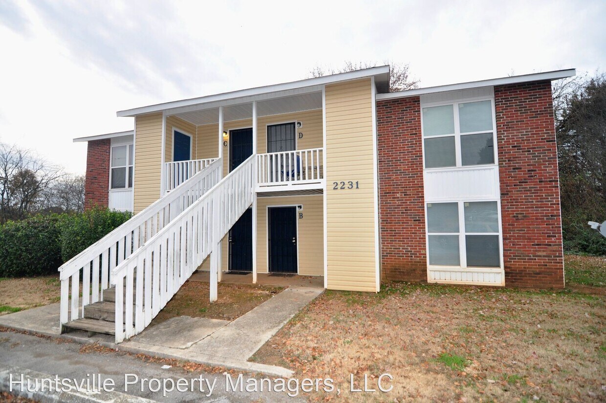 Primary Photo - 2231 Jonathan Dr NW