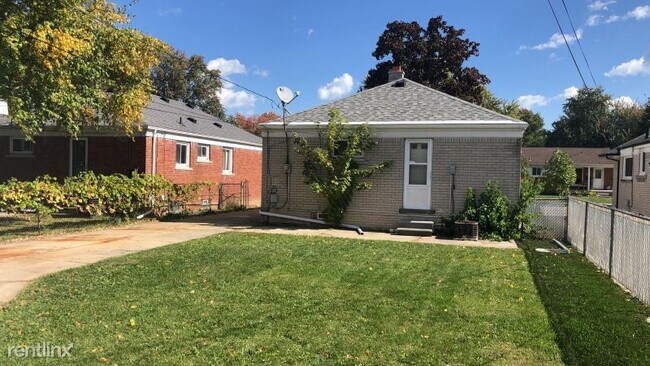 Building Photo - 3 br, 2 bath House - 26201 Ursuline
