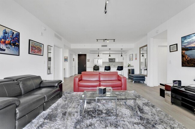 Foto del edificio - 999 SW 1st Ave