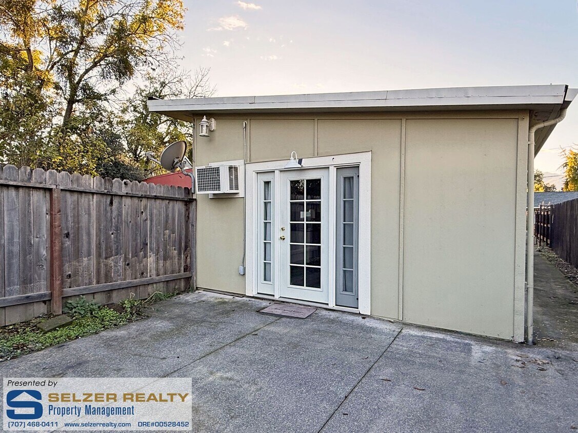 Foto principal - 1521-1523 Talmage Ct