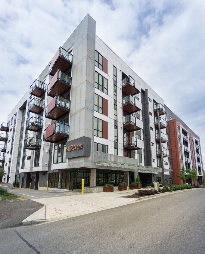 Foto principal - 1085 103rd Ave SE
