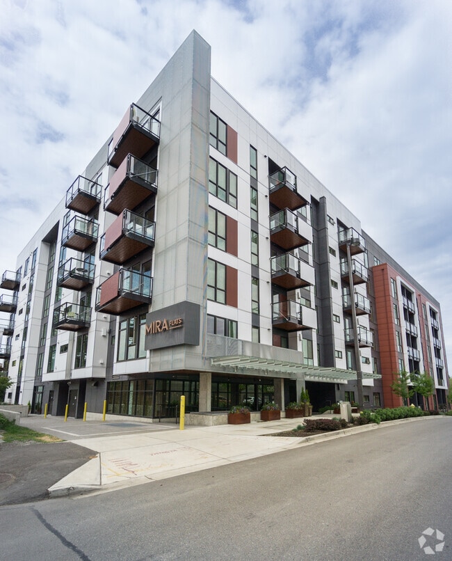 Building Photo - 1085 103rd Ave SE