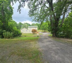3545 N Creek Rd