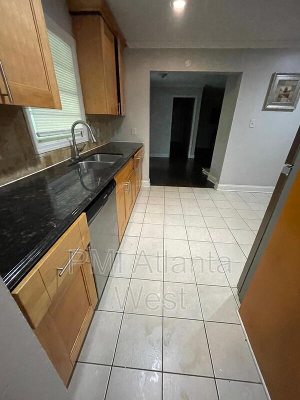 Foto del edificio - 1715 Highland Pl