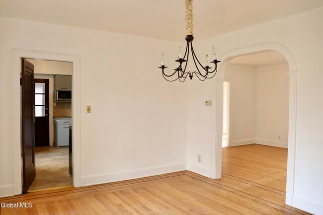 Foto del edificio - 647 New Scotland Ave