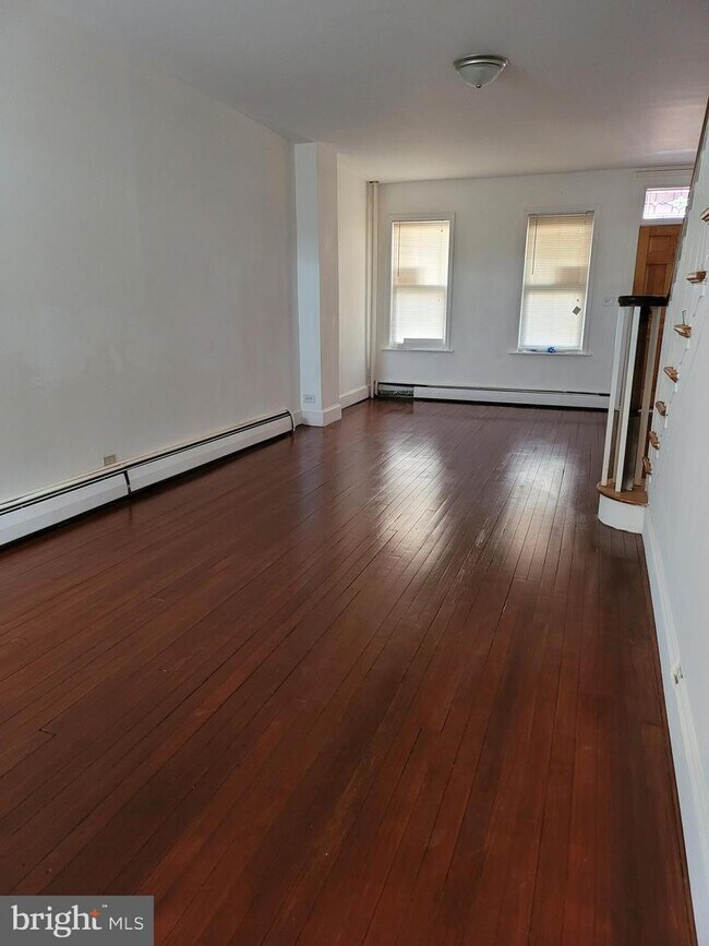 Foto del edificio - 1114 Maple St