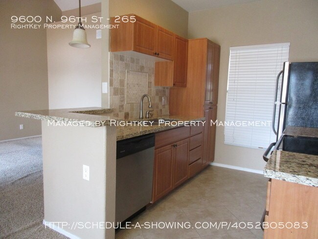 Foto del edificio - 9600 N 96th St