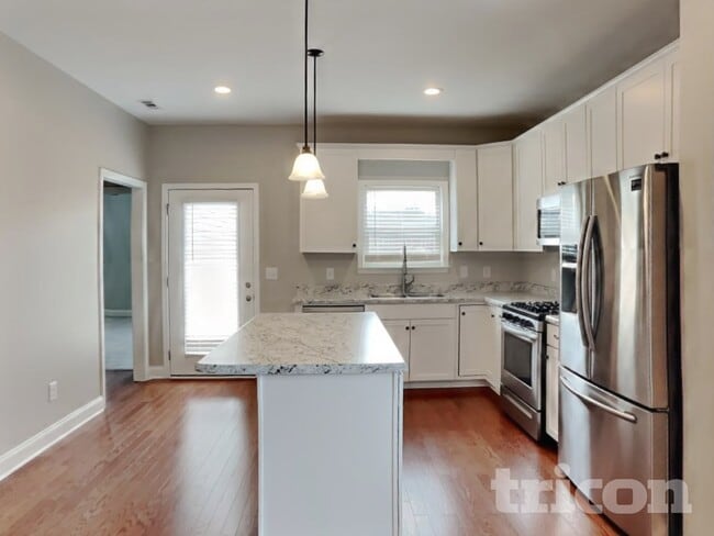 Foto del edificio - 1363 Coates Ln