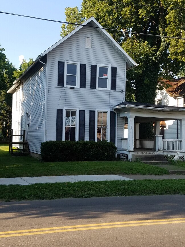 Building Photo - 296 W Church St