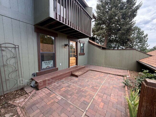 Building Photo - 4608 Greenbriar Ct