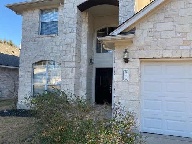 Foto del edificio - 2326 Clover Ridge Dr