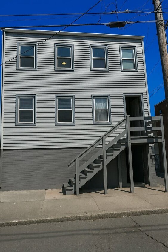 Foto principal - 320 Sherman St