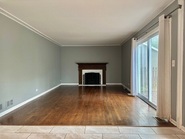 Foto del edificio - 316 Evergreen Ct
