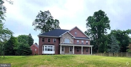 Building Photo - 17031 Georgia Ave