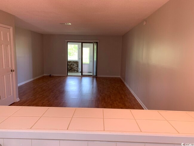 Building Photo - 1830 Fairway Ridge Dr