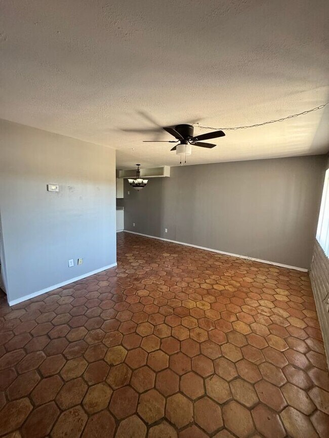 Foto del edificio - Charming 2 bedroom 1 bath