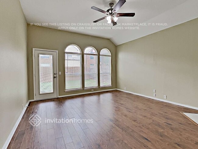 Foto del edificio - 2828 Thorncreek Ln