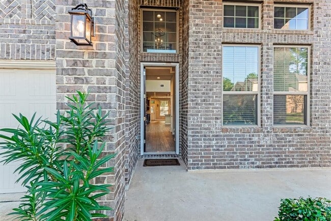 Building Photo - 104 Windflower Track Ct