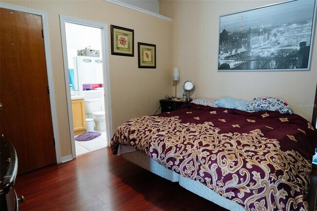 Foto del edificio - 151 Bluebrook Ct