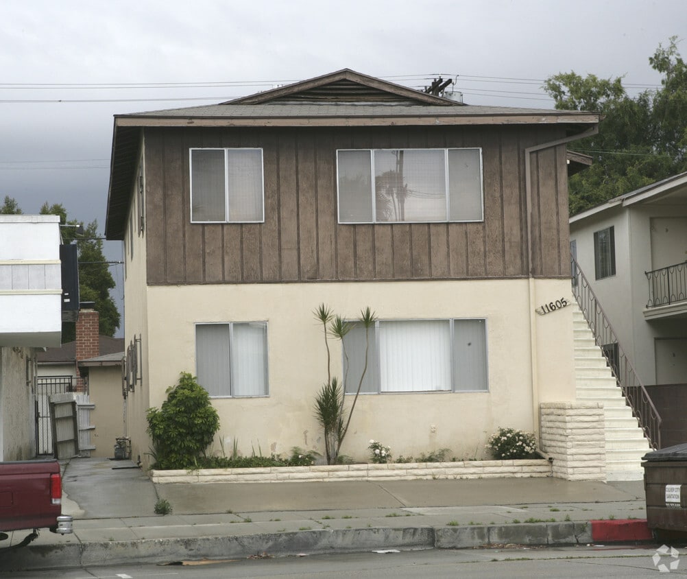 Building Photo - 11605 W Washington Blvd