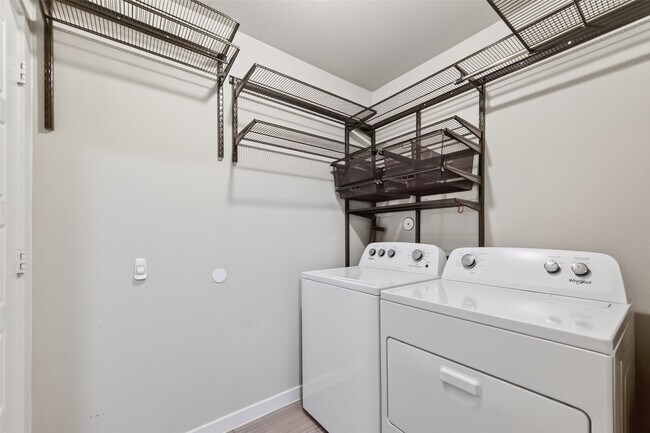 Foto del edificio - 12322 Sabine Point Dr