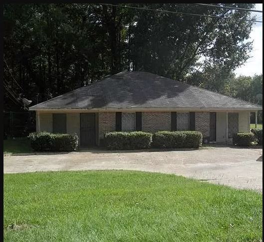 Primary Photo - 197 McCluer Rd