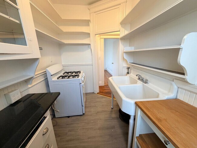 Foto del edificio - 70 Kirkland St