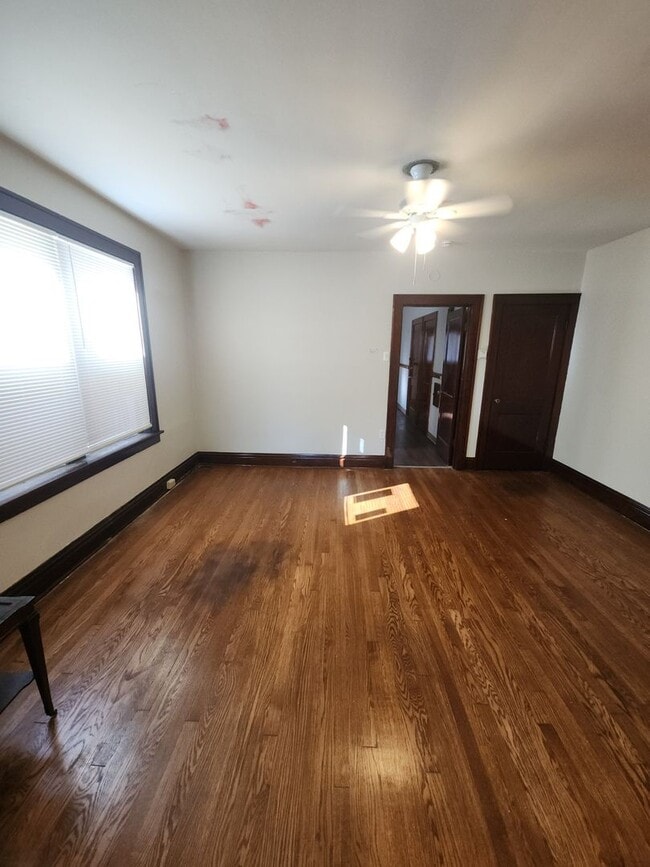 Foto del edificio - 6040 Southwest Ave