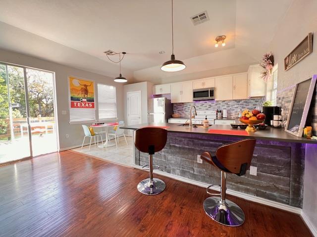 Foto del edificio - 1104 Blueridge Dr