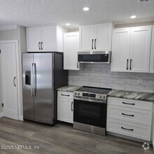Building Photo - 2074 Sea Hawk Dr